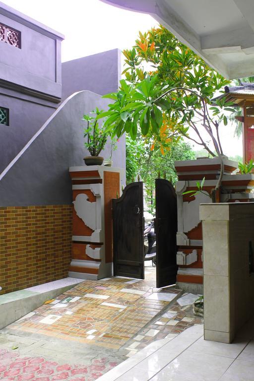 Serangan Inn II Padangbai  Luaran gambar